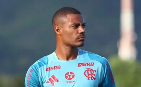 De La Cruz: River Plate demonstra novo interesse e pode repatriar jogador do Flamengo De La Cruz: River Plate demonstra novo interesse e pode repatriar jogador do Flamengo