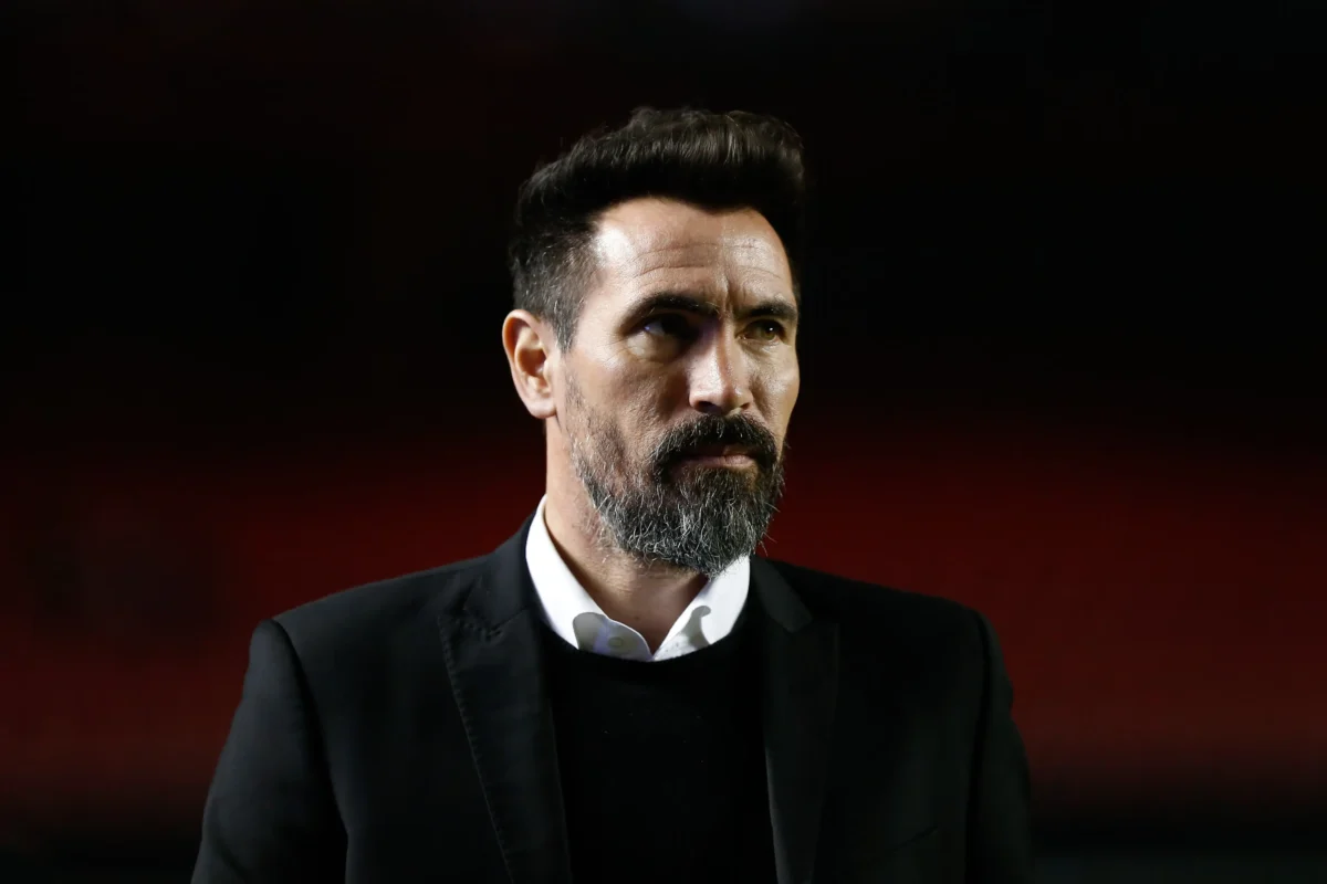 Diretor do Atlético-MG confirma a contratação de Eduardo Domínguez como técnico