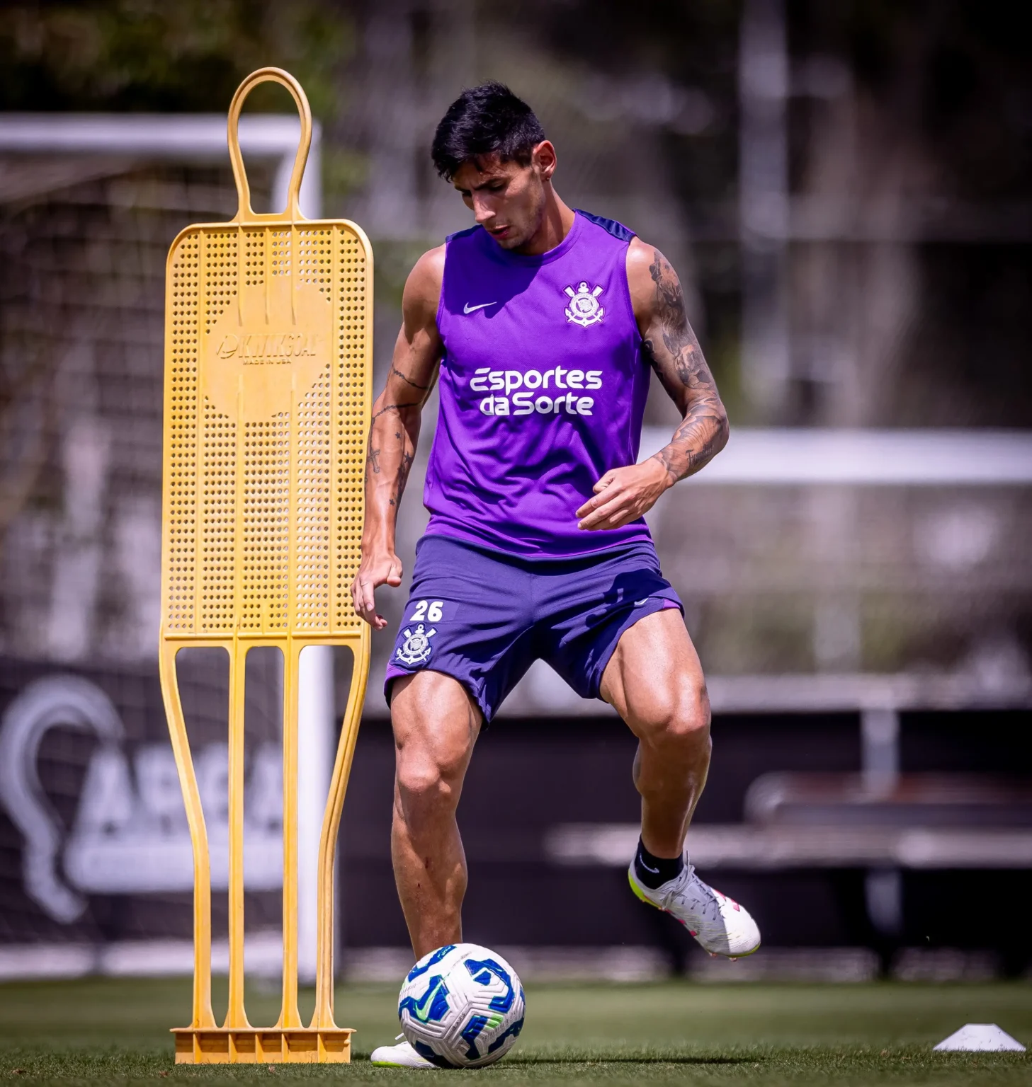 Dorival confirma progresso em negociação para o retorno de Angileri ao Corinthians: "Bem adiantado"