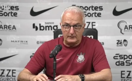 Dorival Júnior comemora título do Corinthians e exige reforços após vencer o Flamengo