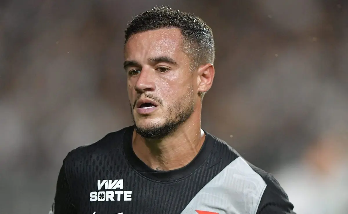 Edmundo comenta saída de Coutinho do Vasco: “A gente tem que entender” Edmundo comenta saída de Coutinho do Vasco: “A gente tem que entender”
