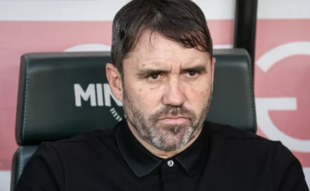 Eduardo Coudet, ex-internacional, se aproxima de acordo com o River Plate