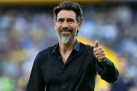 Eduardo Domínguez: Títulos por Estudiantes e milagre no Colón o aproximam do Atlético-MG Eduardo Domínguez: Títulos por Estudiantes e "milagre" no Colón o aproximam do Atlético-MG