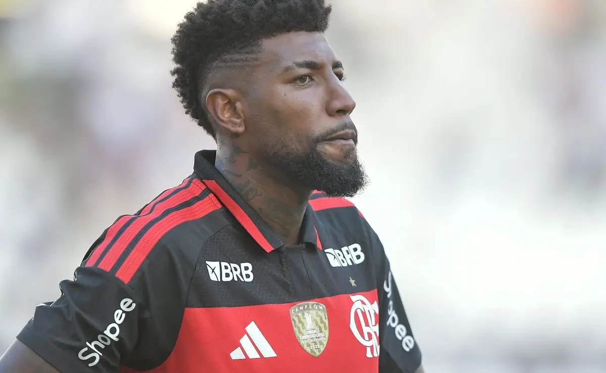 Emerson Royal, do Flamengo, desperta interesse de Fiorentina e Valencia para a próxima janela europeia Emerson Royal, do Flamengo, desperta interesse de Fiorentina e Valencia para a próxima janela europeia