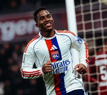 Endrick eleito o melhor jogador de janeiro do Campeonato Francês Endrick eleito o melhor jogador de janeiro do Campeonato Francês