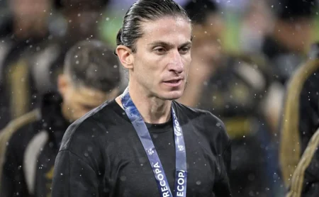 Entrevista de Filipe Luís gera repercussão negativa no Flamengo e pressão interna sobre BAP Entrevista de Filipe Luís gera repercussão negativa no Flamengo e pressão interna sobre BAP