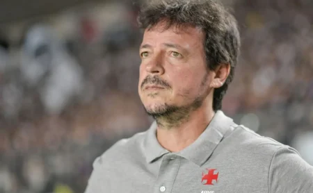 Escalação do Vasco: Diniz define time com ausências de Cuiabano e Spinelli