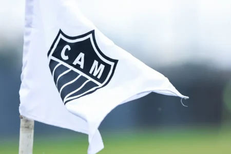 Escalação do Atlético-MG: Galo divulga relacionados para o jogo contra o Grêmio, aguardando Domínguez