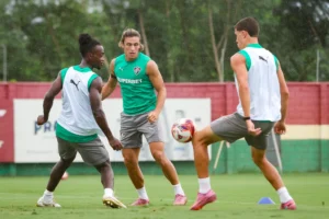 Escalação do Fluminense: Canobbio retorna e Lucho é poupado Escalação do Fluminense: Canobbio retorna e Lucho é poupado