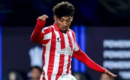 Estudiantes receberá US$ 100 mil com a venda de Cristian Medina ao Botafogo Estudiantes receberá US$ 100 mil com a venda de Cristian Medina ao Botafogo