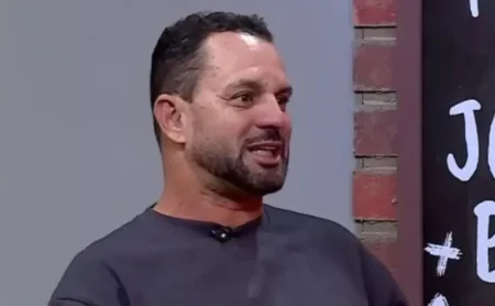 Ex-jogador do Corinthians morre em acidente na BR-101 no Rio Grande do Sul Ex-jogador do Corinthians morre em acidente na BR-101 no Rio Grande do Sul