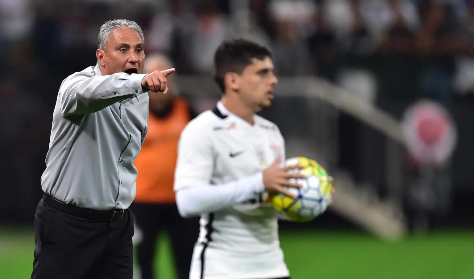 Fagner: De Corinthians à Seleção, busca sequência como titular sob o comando de Tite