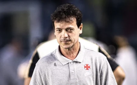 Fernando Diniz lamenta derrota do Vasco e assume responsabilidade no Brasileiro