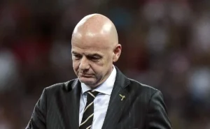 FIFA impede acordo do Palmeiras com Sorriso eVitinho é liberado em definitivo