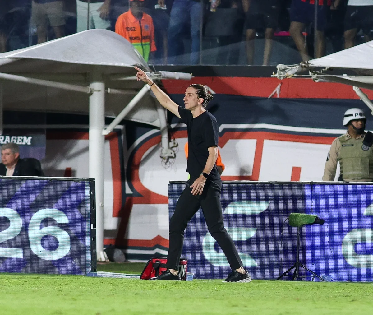 Filipe Luís avalia: Flamengo tem muito a melhorar, mas vitória era fundamental