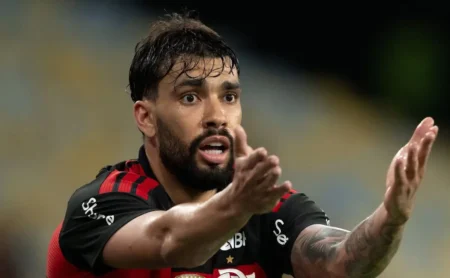 Filipe Luís reconsidera decisão sobre Lucas Paquetá em jogos futuros do Flamengo