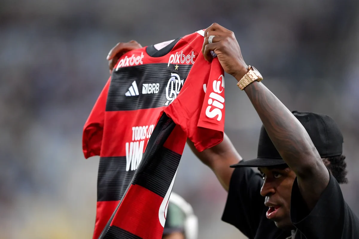 Filipe Luís, do Flamengo, sobre caso Vini Jr: "Prestianni não deveria ter calado o outro"
