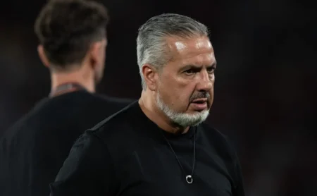 Flamengo acerta a saída de Iago para o Orlando City por R$ 7 milhões