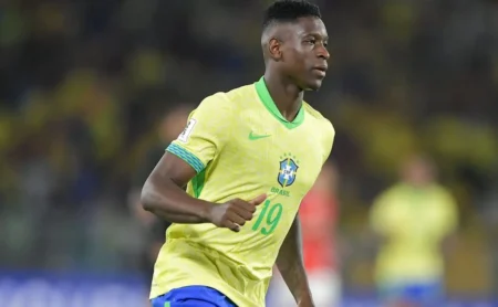 Flamengo busca Luiz Henrique, com concorrência de Zenit e Manchester City, informa site Flamengo busca Luiz Henrique, com concorrência de Zenit e Manchester City, informa site