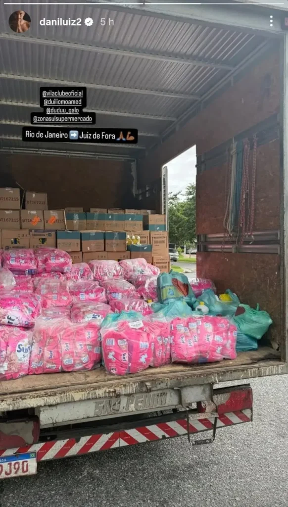 Flamengo: Danilo envia doações para vítimas das chuvas em Juiz de Fora