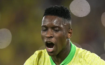 Flamengo desiste de disputa com Palmeiras por Luiz Henrique e afasta interesse em ex-jogador do Botafogo