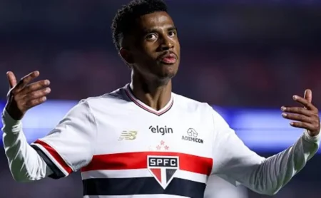 Flamengo estuda agilizar contratação de Marcos Antônio com lesão de Jorginho e possível saída de Allan