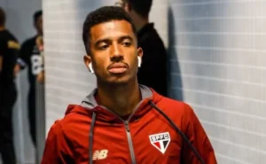 Flamengo fecha contratação de Marcos Antônio por R$ 62 milhões, com acordo com o São Paulo, informa jornalista