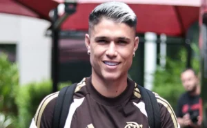 Flamengo: Luiz Araújo decide permanecer após diálogo com Filipe Luís