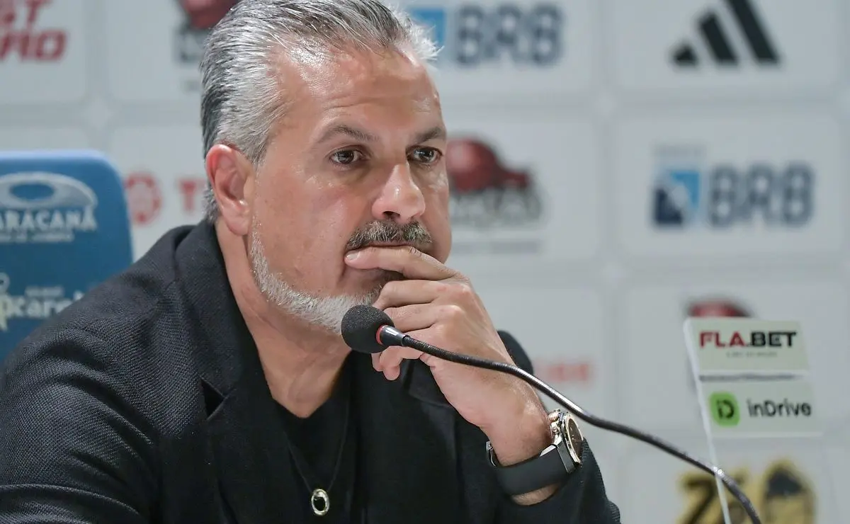 Flamengo nega que falta de reforços no ataque seja causa de início de temporada instável Flamengo nega que falta de reforços no ataque seja causa de início de temporada instável