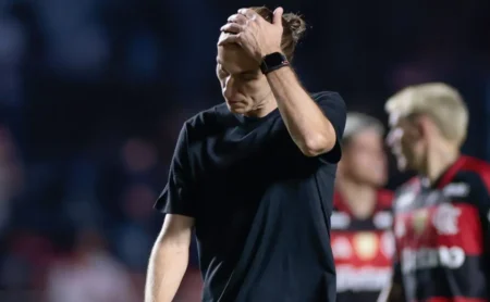 Flamengo tem segundo pior início de temporada no século 21 após sete jogos