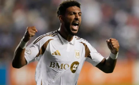 Fluminense prioriza contratação de atacante, com foco em Denis Bouanga, mas valor é um obstáculo