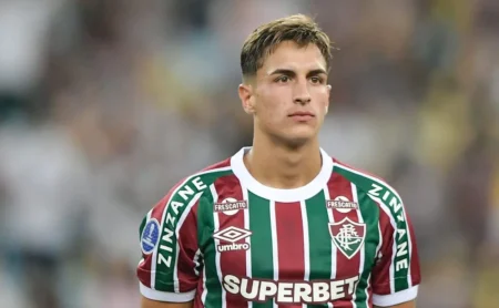 Fluminense rejeita oferta milionária do Real Betis por Facundo Bernal após impasse com o Defensor.