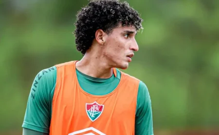 Fluminense: Gabriel Fuentes acerta transferência para o Fortaleza