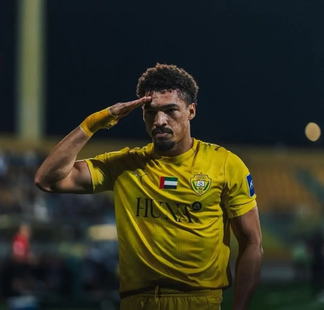 Fluminense reajusta planos e busca reforço na zaga