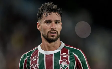 Fluminense avança com renovação de Martinelli até 2030, após recusar oferta de R$ 80 milhões da Europa