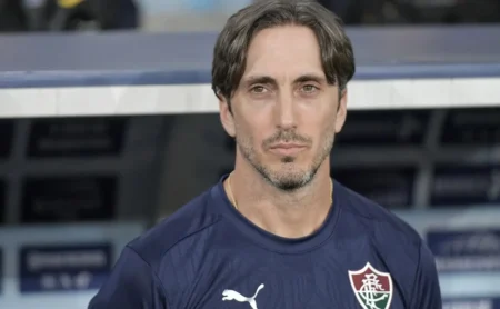 Fluminense escalará time misto contra o Bangu, e Zubeldía continua rodízio visando vaga na semifinal