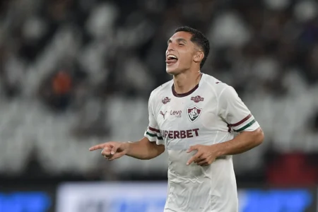 Fluminense demonstra resiliência contra o Vasco e amplia vantagem na busca pela final do Carioca
