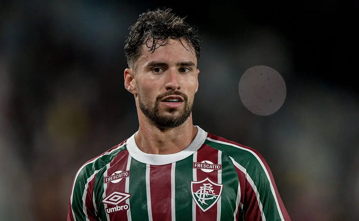 Fluminense estende contrato de Martinelli até 2030, afastando ofertas estrangeiras Fluminense estende contrato de Martinelli até 2030, afastando ofertas estrangeiras