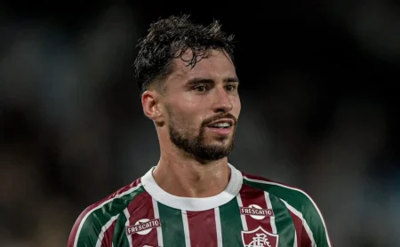 Fluminense protege Martinelli com multa milionária e define prazo para venda à Europa Fluminense protege Martinelli com multa milionária e define prazo para venda à Europa