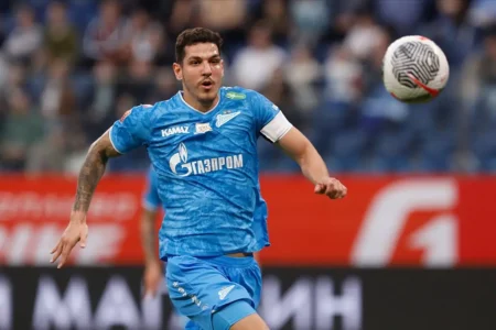 Fluminense segue interessado em Nino, mas a venda pelo Zenit é improvável nesta janela.