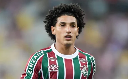 Fuentes tem transferência para o América-MEX cancelada e permanece no Fluminense