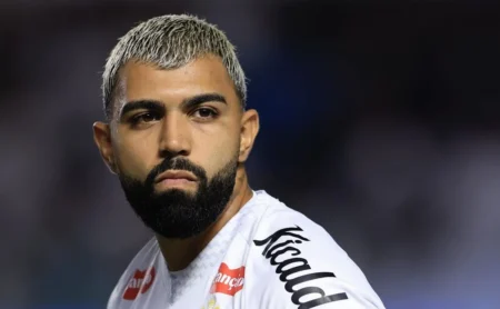 Gabigol analisa cenário do Santos e comenta sobre Neymar: “Não o vejo como salvador”