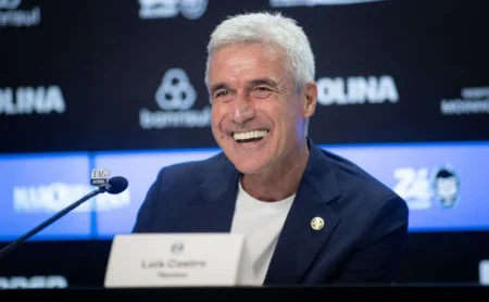 Grêmio e Botafogo se enfrentam com Luís Castro em jogo de reencontro e busca por identidade