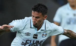 Grêmio inclui Dodi na lista de negociáveis e avalia propostas