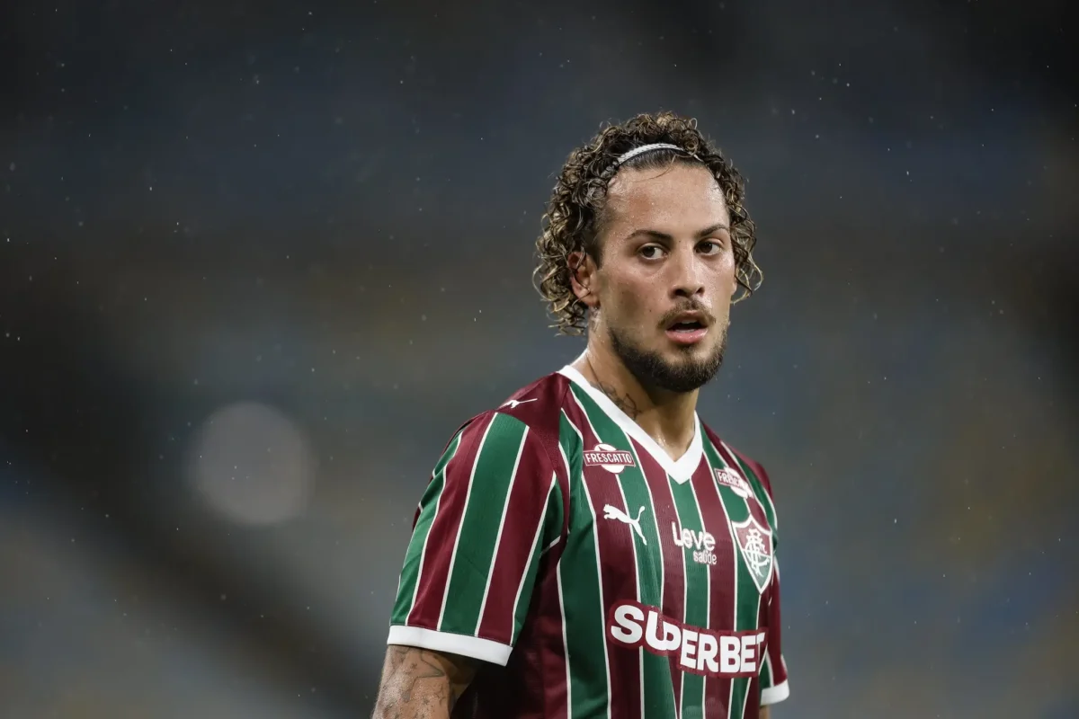 Guga almeja 2026 com ambição no Fluminense: Quero conquistar ainda mais meu espaço Guga almeja 2026 com ambição no Fluminense: "Quero conquistar ainda mais meu espaço"