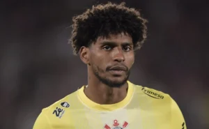 Hugo Souza: Corinthians rejeita proposta do Besiktas e futuro é incerto