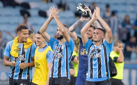 Inteligência Artificial prevê vitória do Grêmio sobre o Atlético-MG e revela placar exato no Brasileirão Inteligência Artificial prevê vitória do Grêmio sobre o Atlético-MG e revela placar exato no Brasileirão