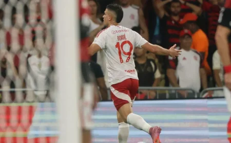 Inter empata com o Flamengo no Maracanã após bom primeiro tempo e conquista ponto crucial