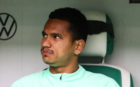 Internacional busca Rogério, do Wolfsburg, mas retorno é improvável