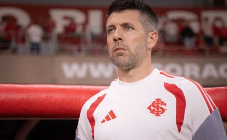 Internacional reajusta elenco após reforços do Bahia e busca último reforço